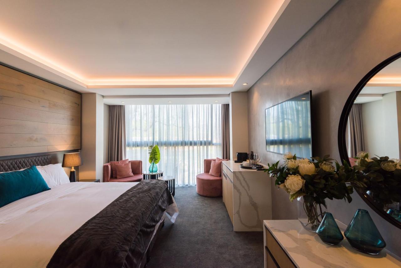 Vivari Hotel And Spa By Mantis โจฮันเนสเบิร์ก ภายนอก รูปภาพ