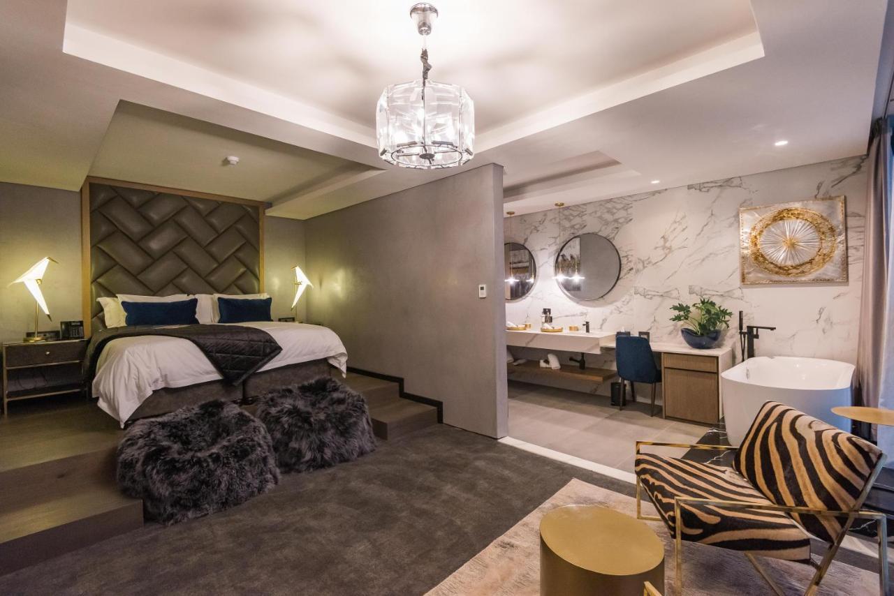 Vivari Hotel And Spa By Mantis โจฮันเนสเบิร์ก ภายนอก รูปภาพ